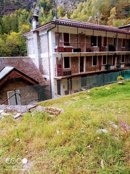 appartamento in vendita a Ceppo Morelli in zona Campioli