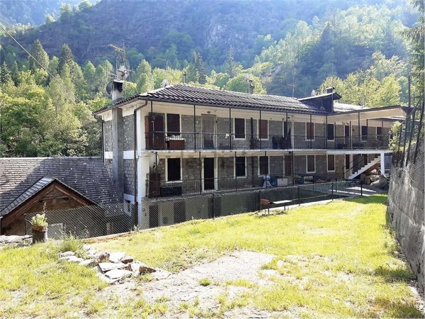 appartamento in vendita a Ceppo Morelli in zona Campioli