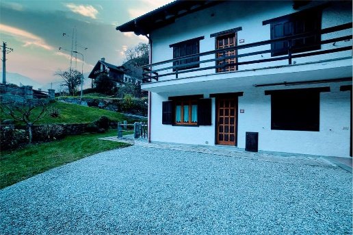 appartamento in vendita a Ceppo Morelli in zona Croppo