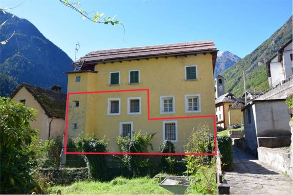 casa indipendente in vendita a Ceppo Morelli