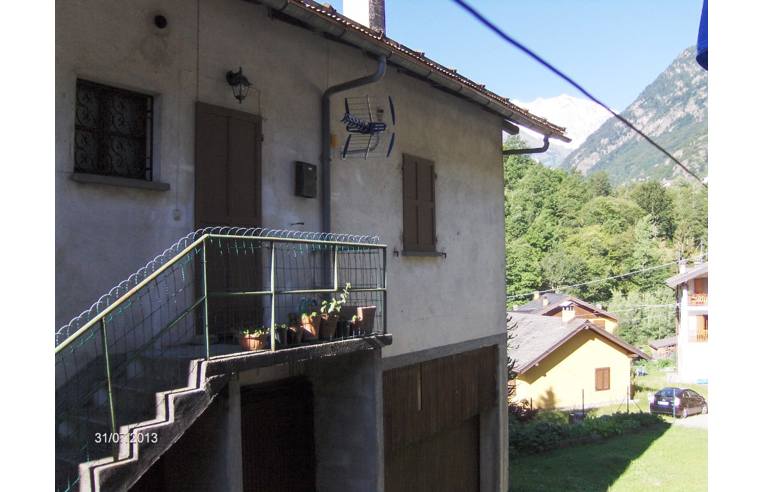 casa indipendente in vendita a Ceppo Morelli in zona Borgone