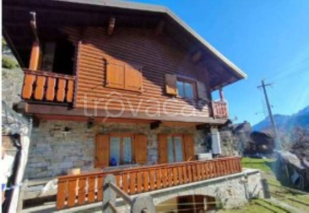 casa indipendente in vendita a Ceppo Morelli in zona Croppo