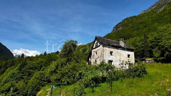 casa indipendente in vendita a Ceppo Morelli in zona Canfinello