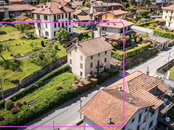 casa indipendente in vendita a Cesara