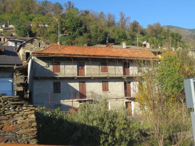 casa indipendente in vendita a Cossogno