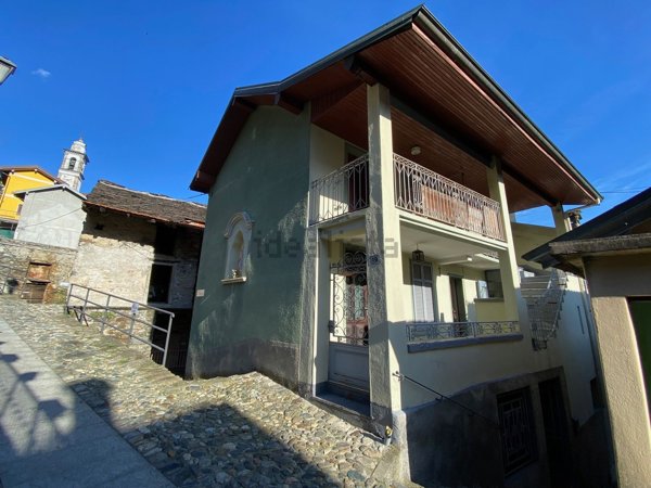 appartamento in vendita a Cossogno