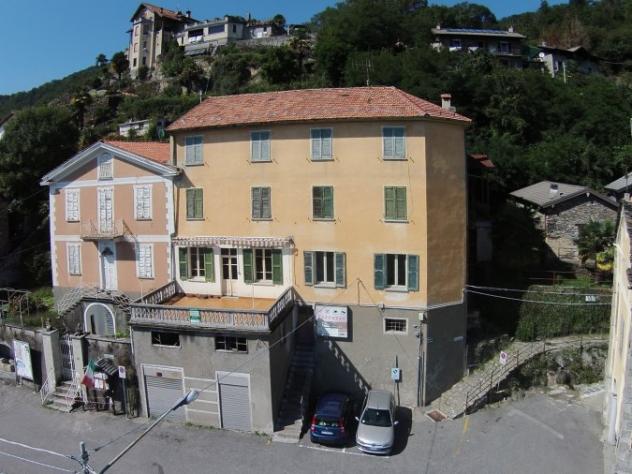 casa indipendente in vendita a Cossogno in zona Ungiasca