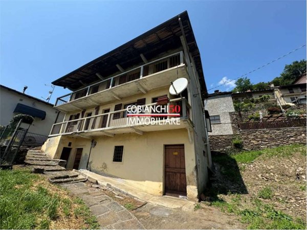 casa indipendente in vendita a Cossogno