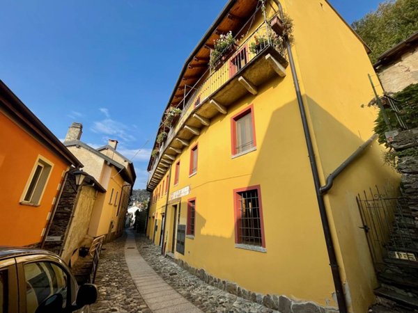 appartamento in vendita a Cossogno