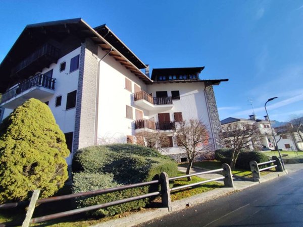 appartamento in vendita a Craveggia in zona Prestinone
