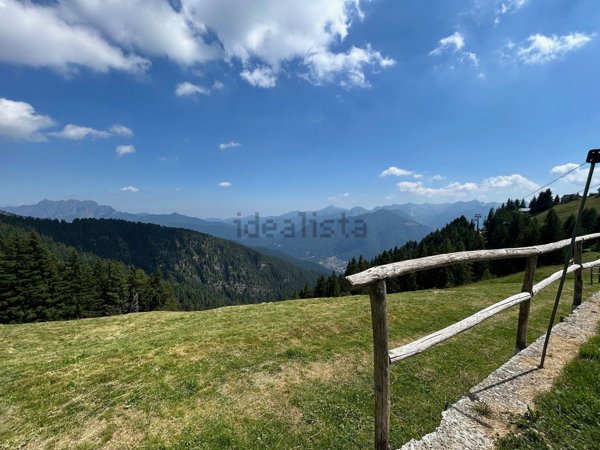 casa indipendente in vendita a Craveggia in zona Prestinone