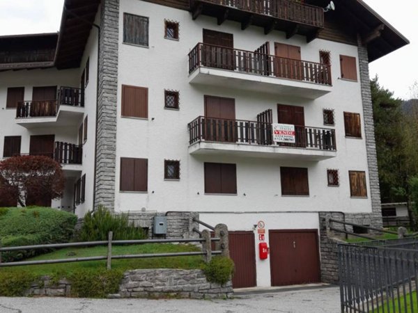 appartamento in vendita a Craveggia in zona Prestinone