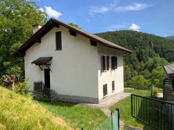 casa indipendente in vendita a Craveggia