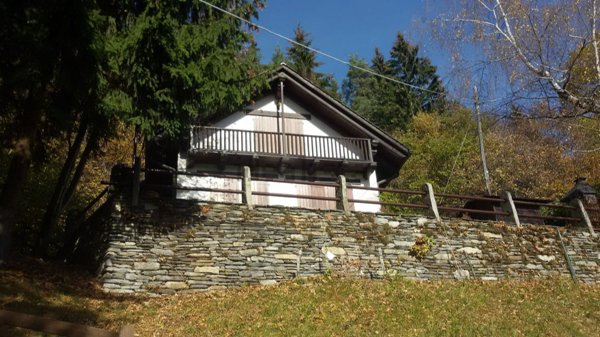 casa indipendente in vendita a Craveggia