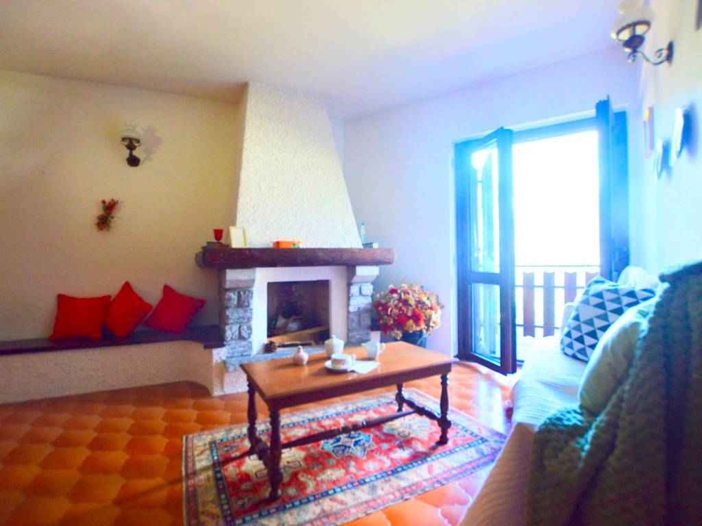 appartamento in vendita a Craveggia