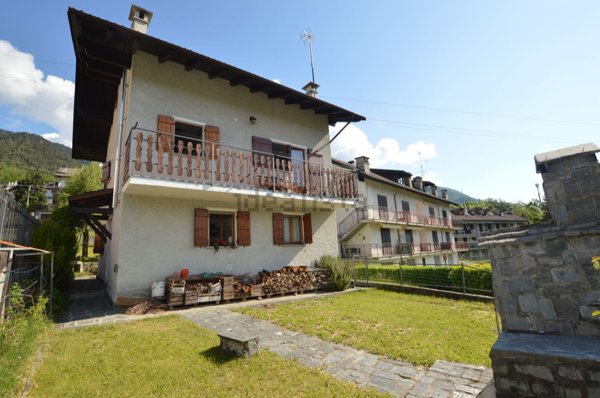 casa indipendente in vendita a Craveggia in zona Vocogno