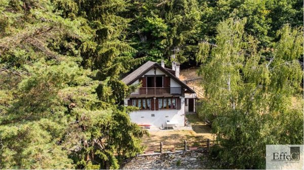casa indipendente in vendita a Craveggia in zona Vocogno