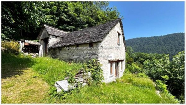 casa indipendente in vendita a Craveggia in zona Vocogno