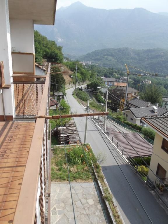 casa indipendente in vendita a Crevoladossola