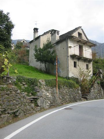 casa indipendente in vendita a Crevoladossola
