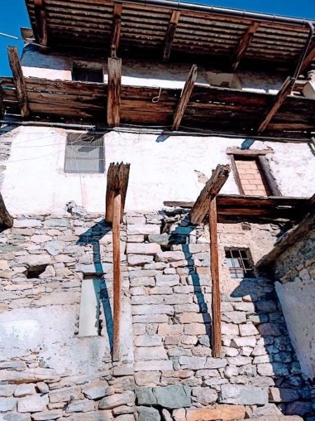 pentavano in vendita a Crevoladossola