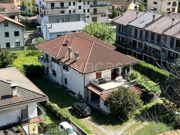 casa indipendente in vendita a Crevoladossola in zona Preglia