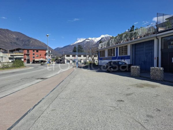 locale commerciale in vendita a Crevoladossola