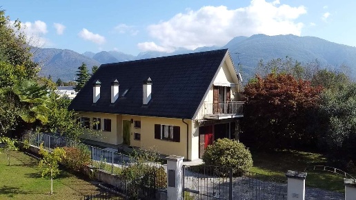 casa indipendente in vendita a Crevoladossola