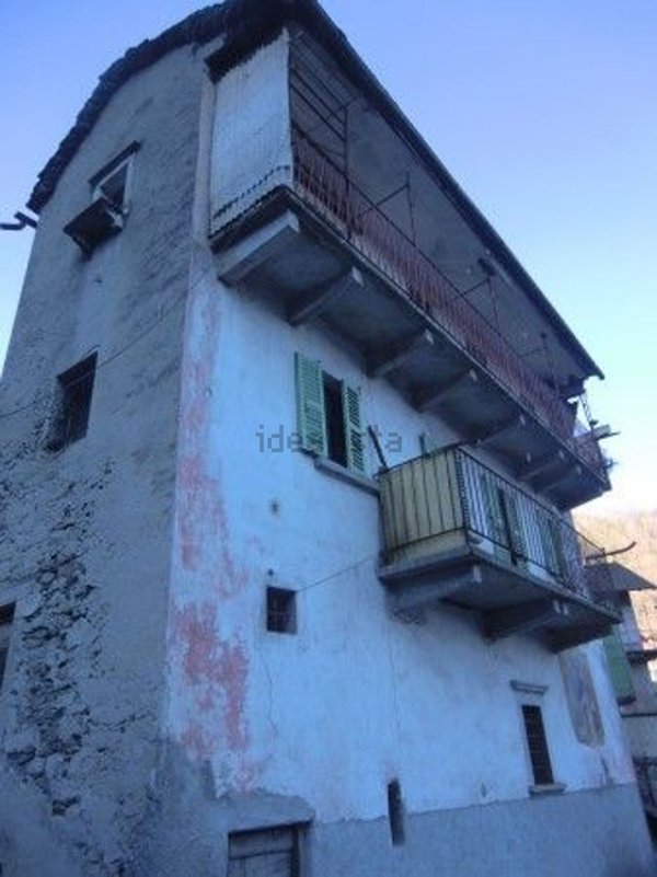 appartamento in vendita a Crevoladossola in zona Bosco
