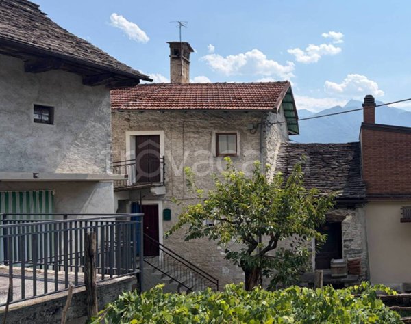 casa indipendente in vendita a Crevoladossola in zona Caddo