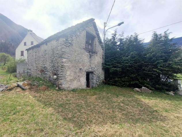 casale in vendita a Crodo