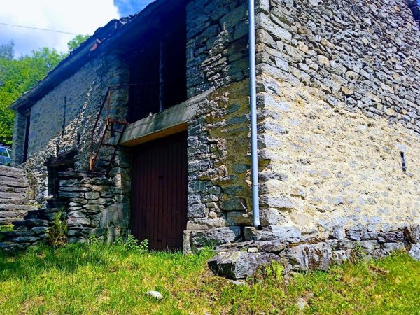 casa indipendente in vendita a Crodo in zona Mozzio