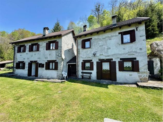 casa indipendente in vendita a Crodo