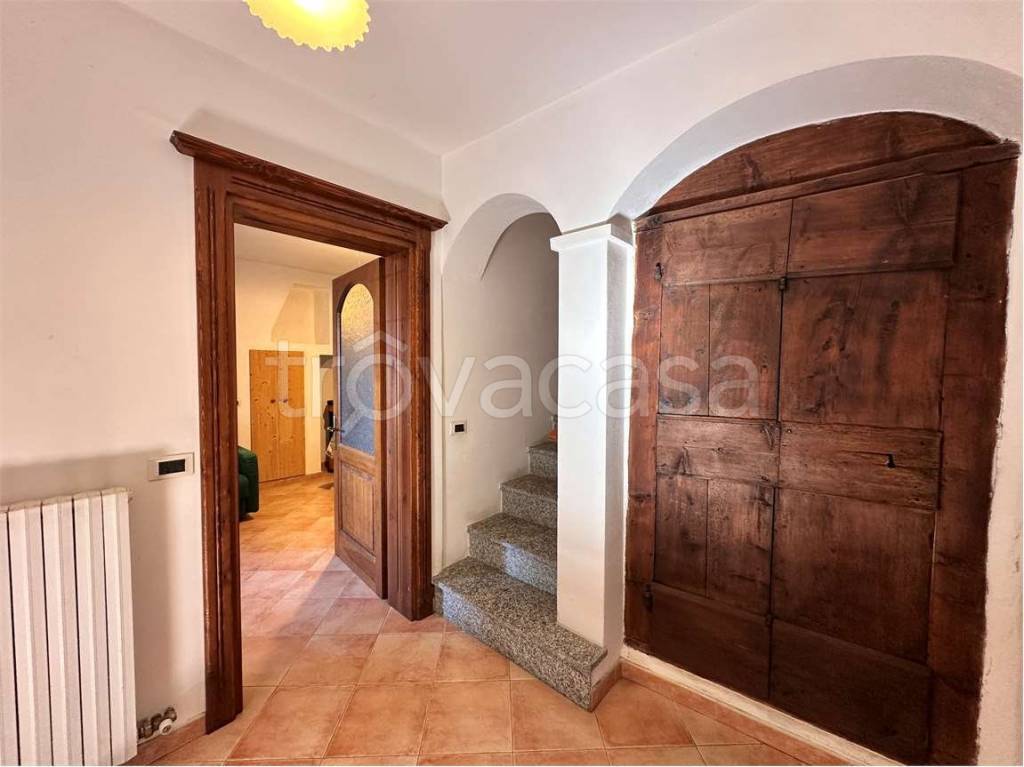 casa indipendente in vendita a Crodo in zona Cravegna