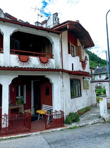 casa indipendente in vendita a Crodo in zona Cravegna