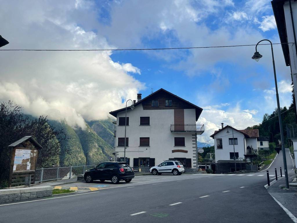 casa indipendente in vendita a Crodo in zona Cravegna