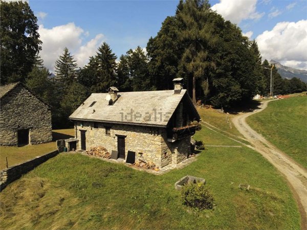 casa indipendente in vendita a Crodo