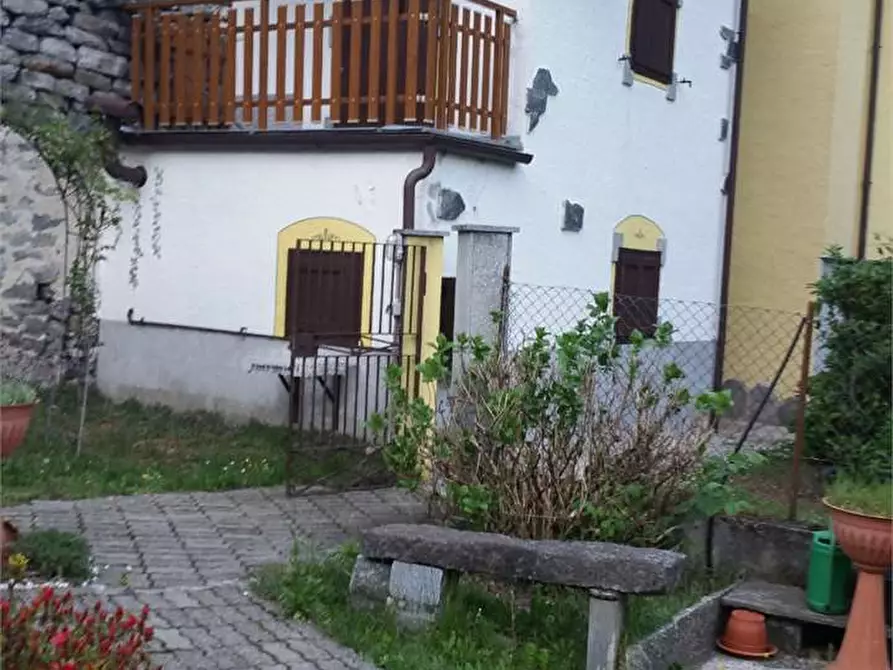 casa indipendente in vendita a Crodo in zona Viceno