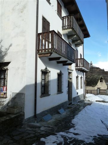 casa indipendente in vendita a Crodo