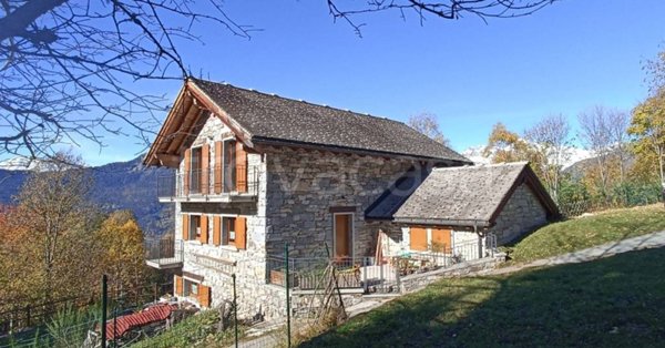 casa indipendente in vendita a Crodo