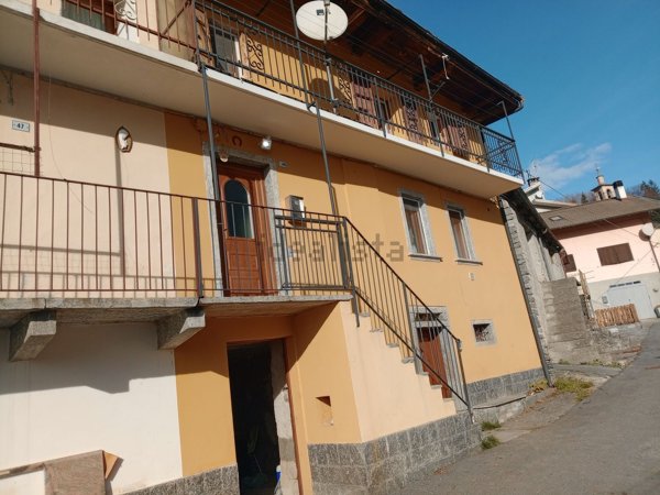 casa indipendente in vendita a Crodo