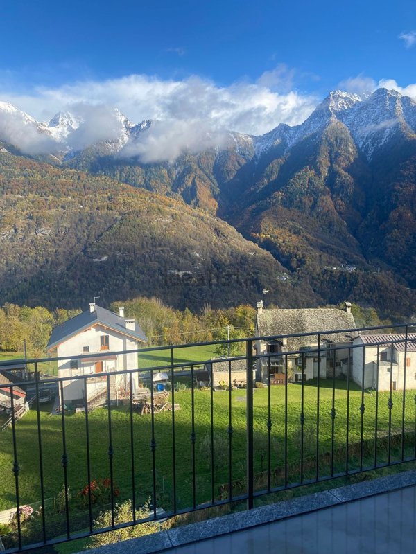 appartamento in vendita a Crodo in zona Cravegna