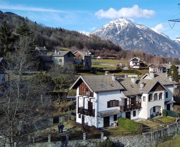 appartamento in vendita a Crodo in zona Mozzio