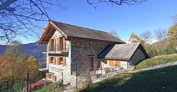 casa indipendente in vendita a Crodo