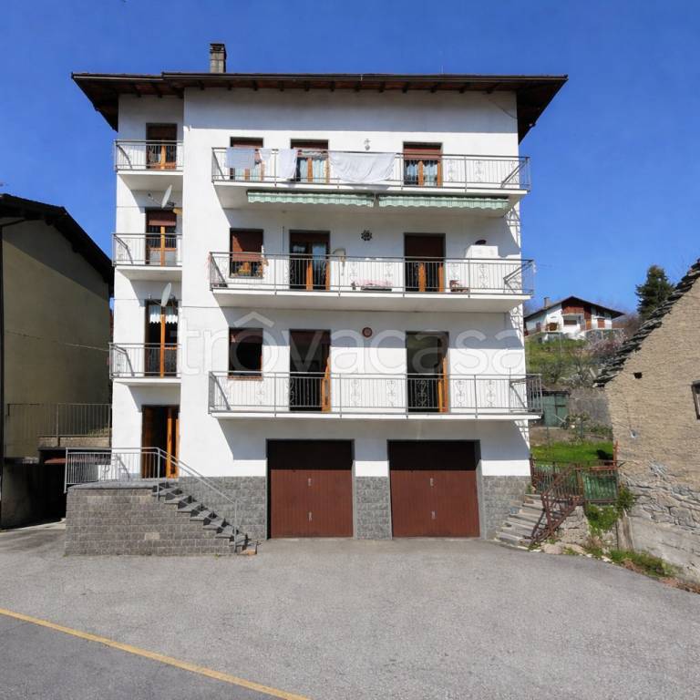 appartamento in vendita a Crodo in zona Mozzio