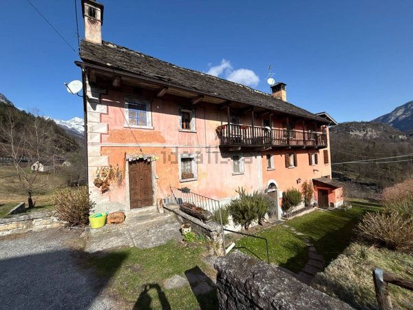 appartamento in vendita a Crodo