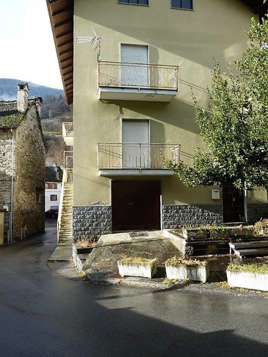 casa indipendente in vendita a Crodo in zona Alpiano
