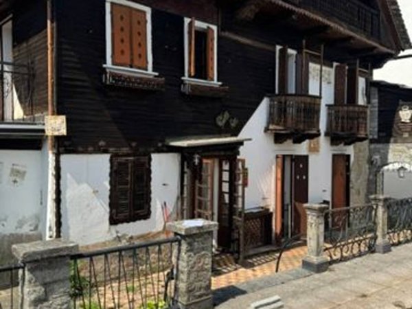 casa indipendente in vendita a Crodo in zona Mozzio