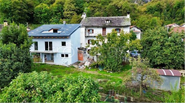 casa indipendente in vendita a Domodossola