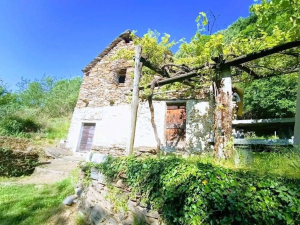 casa indipendente in vendita a Domodossola